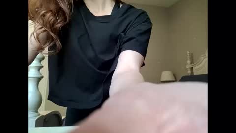 littlered_6969 online show from April 23, 2026, 8:11 pm