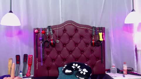 littlesophie_dbs online show from March 24, 2026, 10:04 pm