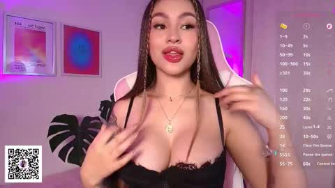 Junne liu online show from November 10, 2025, 10:53 pm