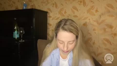 Livandria online show from April 5, 2026, 9:56 pm
