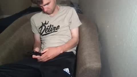 Snapshot of livetyy chatting on May 24, 2026, 1:27 pm livetyy online show from May 24, 2026, 1:27 pm