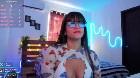 Livfabi  online show from October 1, 2025, 4:57 pm