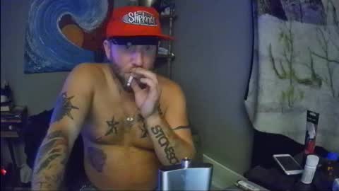 Snapshot of livingpuddle chatting on October 19, 2025, 6:25 am livingpuddle online show from October 19, 2025, 6:25 am