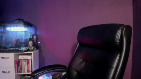 LixRose online show from April 7, 2026, 8:20 pm