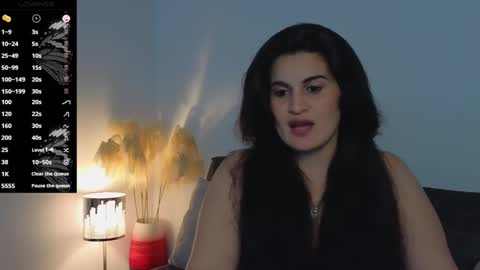 Snapshot of liz_devine chatting on December 6, 2024, 6:39 pm liz online show from December 6, 2024, 6:39 pm