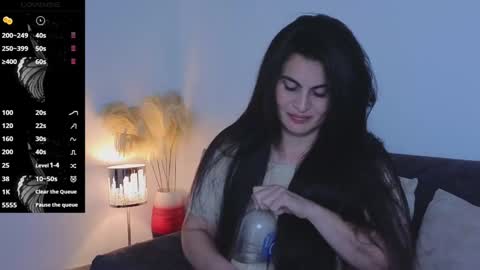 Snapshot of liz_devine chatting on January 31, 2025, 5:53 pm liz online show from January 31, 2025, 5:53 pm