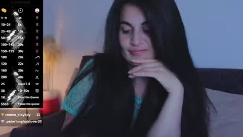 Snapshot of liz_devine chatting on January 31, 2025, 8:54 pm liz online show from January 31, 2025, 8:54 pm