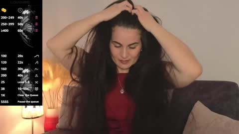 Snapshot of liz_devine chatting on February 6, 2025, 1:21 pm liz online show from February 6, 2025, 1:21 pm