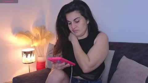 Snapshot of liz_devine chatting on February 10, 2025, 2:05 pm liz online show from February 10, 2025, 2:05 pm