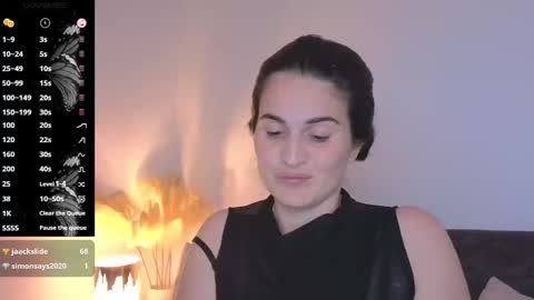 Snapshot of liz_devine chatting on February 10, 2025, 9:25 pm liz online show from February 10, 2025, 9:25 pm