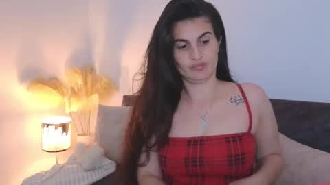 Snapshot of liz_devine chatting on February 12, 2025, 3:49 pm liz online show from February 12, 2025, 3:49 pm