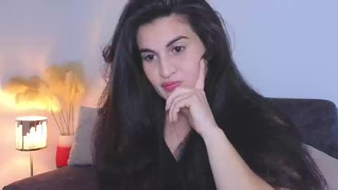 Snapshot of liz_devine chatting on February 21, 2025, 4:37 pm liz online show from February 21, 2025, 4:37 pm