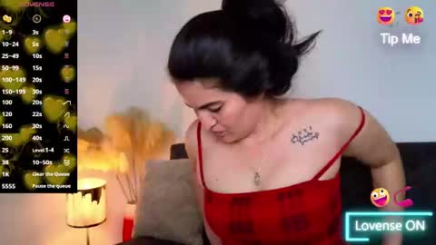 Snapshot of liz_devine chatting on February 28, 2025, 4:42 pm liz online show from February 28, 2025, 4:42 pm