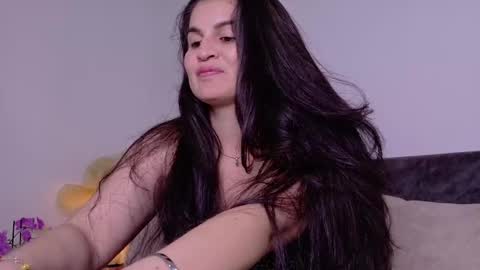 Snapshot of liz_devine chatting on September 10, 2025, 5:02 pm liz online show from September 10, 2025, 5:02 pm