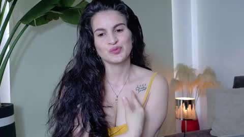 Snapshot of liz_devine chatting on October 12, 2025, 3:44 pm liz online show from October 12, 2025, 3:44 pm