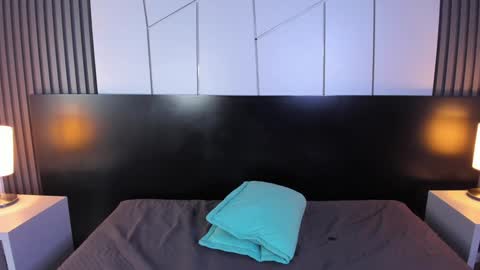 Liz  online show from January 9, 2025, 6:26 pm