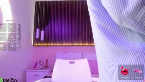 Snapshot of liz_grey_ chatting on June 26, 2026, 4:50 am online show from June 26, 2026, 4:50 am