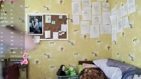 Molly online show from May 13, 2026, 9:17 am