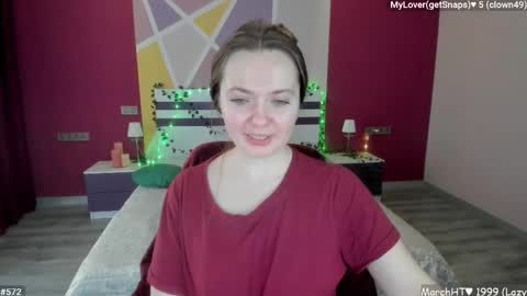 Girl next door online show from March 7, 2026, 2:03 pm