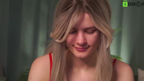 Snapshot of lizbethcoll chatting on January 29, 2025, 4:30 pm Sunnheart online show from January 29, 2025, 4:30 pm