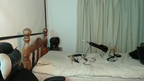 Lizi Chery Strawbery online show from December 23, 2024, 12:08 pm