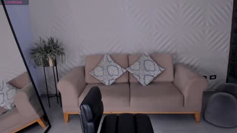 Lizzi  online show from January 28, 2025, 12:36 am