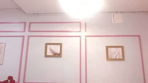 lizzie12_a online show from February 19, 2025, 9:50 am