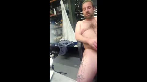 lizzyice8 online show from December 17, 2025, 7:25 am