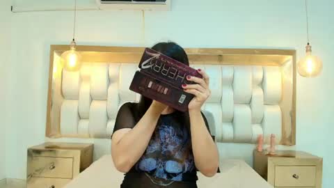 LIZZY RAVEN online show from June 27, 2026, 12:22 pm