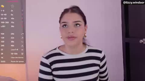 Snapshot of lizzywindsor chatting on February 13, 2026, 12:34 pm lizzywindsor online show from February 13, 2026, 12:34 pm