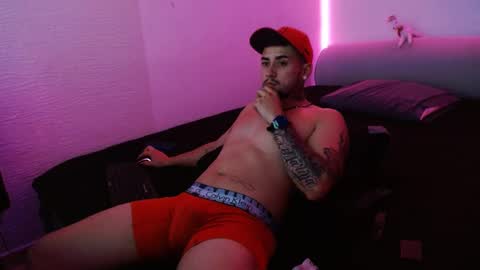 Snapshot of lliamm_2 chatting on January 25, 2025, 6:57 pm lliamm 2 online show from January 25, 2025, 6:57 pm