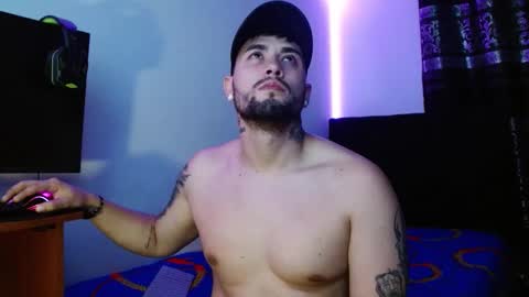 lliamm 2 online show from January 12, 2026, 5:34 am