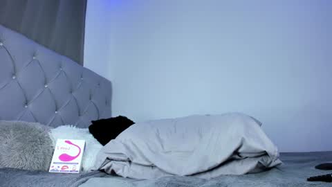 Snapshot of lm_adrii chatting on December 22, 2024, 8:14 pm lm_adrii online show from December 22, 2024, 8:14 pm