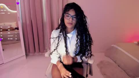 Snapshot of lm_kloeeh chatting on January 21, 2025, 11:13 pm Kloe see you 28-11  to celebrate my birthday online show from January 21, 2025, 11:13 pm