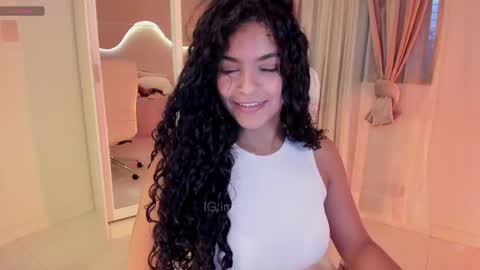 Snapshot of lm_kloeeh chatting on March 8, 2025, 11:18 pm Kloe see you 28-11  to celebrate my birthday online show from March 8, 2025, 11:18 pm