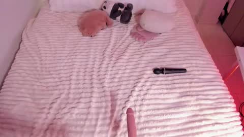 Snapshot of lm_kloeeh chatting on September 12, 2025, 12:44 am Kloe see you 28-11  to celebrate my birthday online show from September 12, 2025, 12:44 am