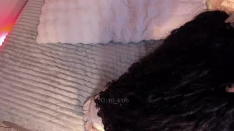 Snapshot of lm_kloeeh chatting on October 9, 2025, 5:16 am Kloe see you 28-11  to celebrate my birthday online show from October 9, 2025, 5:16 am