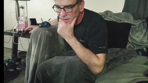 LongDick Daddy online show from May 14, 2026, 7:04 am