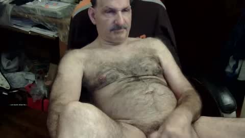 Snapshot of loades182025 chatting on October 13, 2025, 2:11 am loades182025 online show from October 13, 2025, 2:11 am