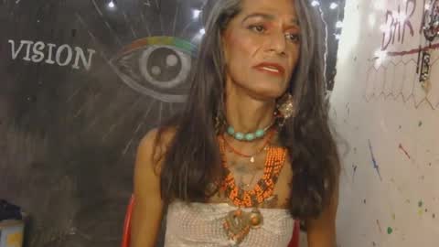 LA LOBA online show from December 4, 2024, 11:02 pm