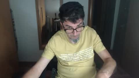 Snapshot of lobosolitario73 chatting on September 22, 2025, 11:51 pm lobosolitario73 online show from September 22, 2025, 11:51 pm