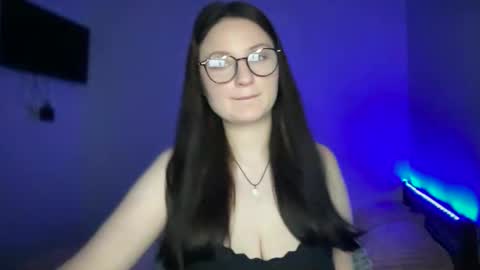 Snapshot of locaalis1 chatting on October 21, 2025, 11:22 am locaalis1 online show from October 21, 2025, 11:22 am