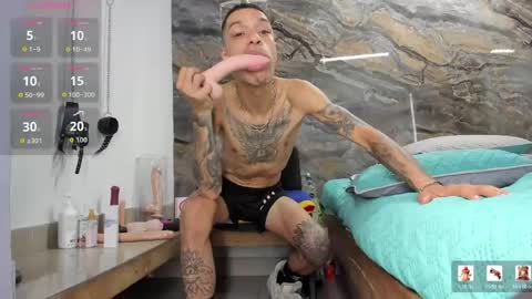 logan_wollff online show from May 26, 2026, 8:05 pm