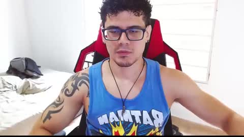 Snapshot of loganandrwz chatting on February 1, 2026, 5:22 pm Loganandrwz online show from February 1, 2026, 5:22 pm