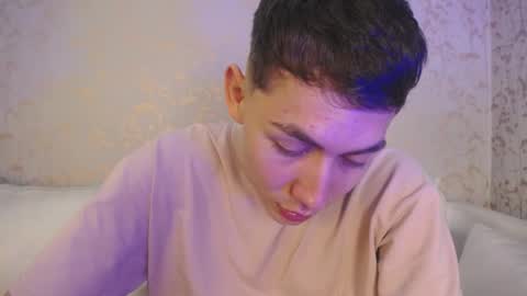 Loganfoster  online show from December 3, 2025, 8:18 pm