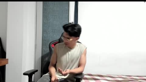 Snapshot of logannick chatting on September 9, 2025, 7:41 am Logan online show from September 9, 2025, 7:41 am