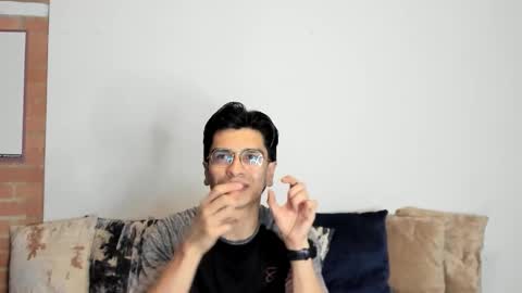 Snapshot of logannick chatting on February 11, 2026, 8:19 am Logan online show from February 11, 2026, 8:19 am