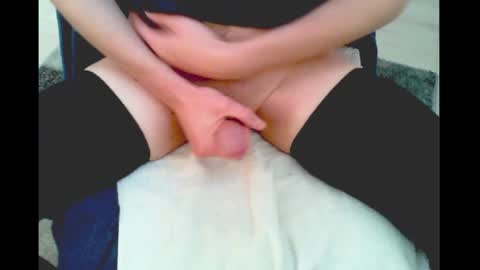 Snapshot of logi22 chatting on December 5, 2024, 8:33 pm Logi online show from December 5, 2024, 8:33 pm