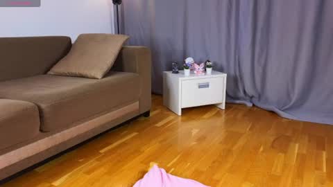 Luna online show from July 11, 2026, 3:09 am