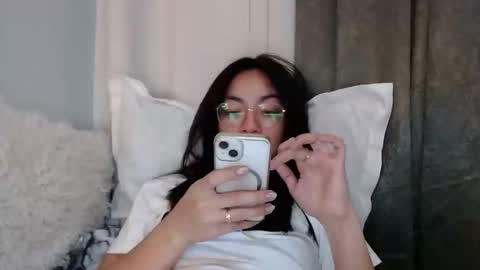 Snapshot of loisewilliams chatting on September 9, 2025, 10:48 am Mistress L online show from September 9, 2025, 10:48 am